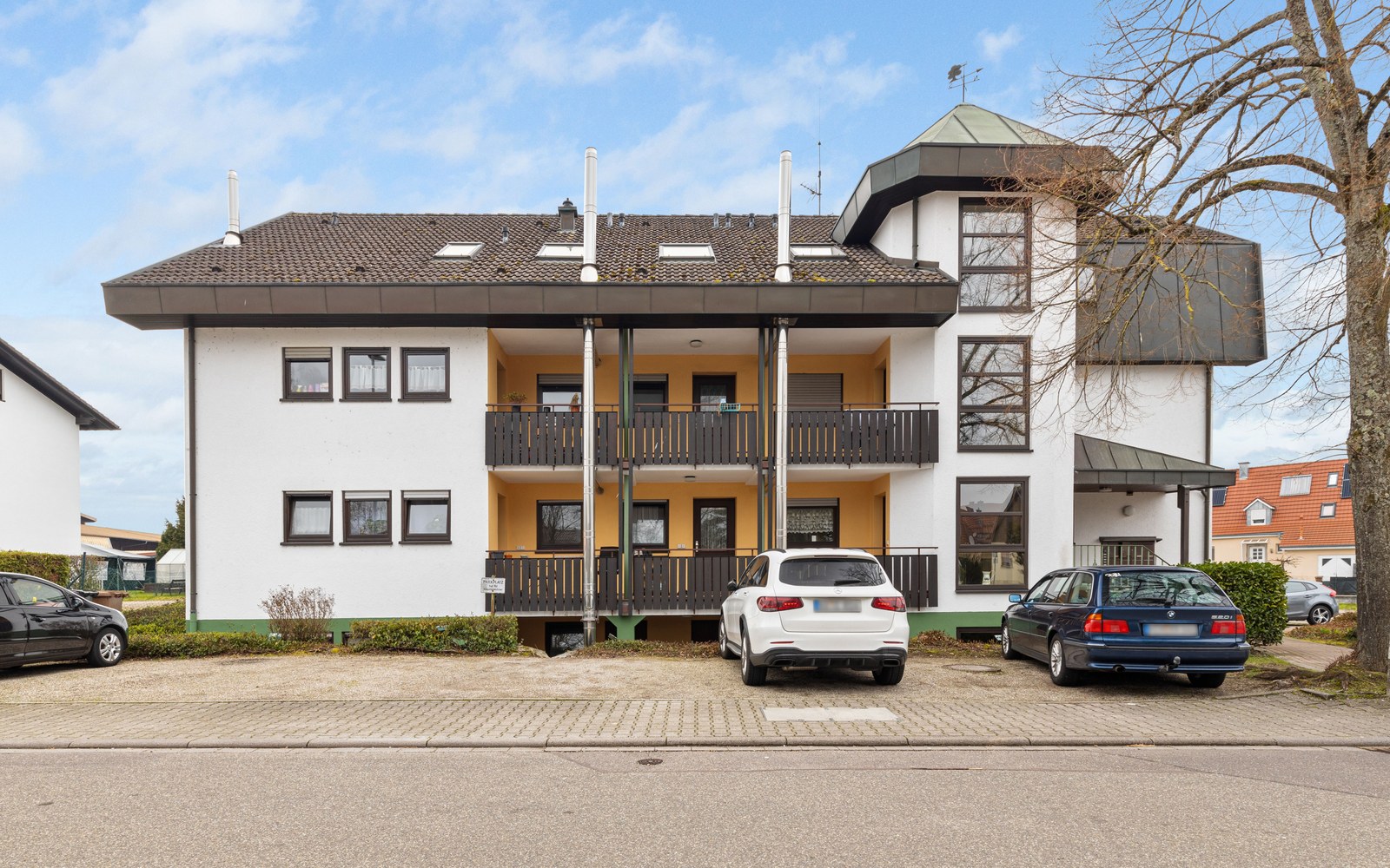 Mehrfamilienhaus im Bestand, Beispielobjekt der Kategorie Klassischer Bestand